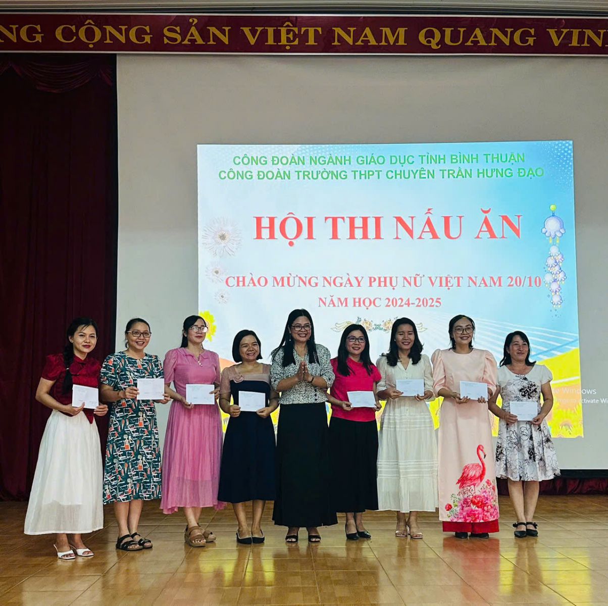 YÊU THƯƠNG ĐONG ĐẦY QUA TỪNG MÓN ĂN