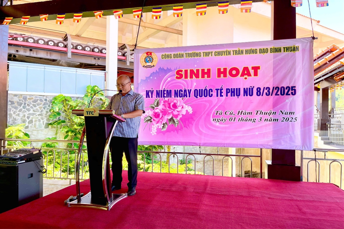 THAM QUAN DÃ NGOẠI SINH HOẠT CHÀO MỪNG NGÀY QUỐC TẾ PHỤ NỮ 8/3