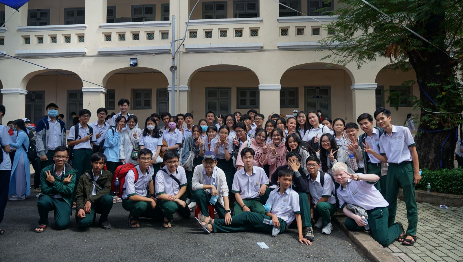 TRƯỜNG THPT CHUYÊN TRẦN HƯNG ĐẠO THAM DỰ KỲ THI OLYMPIC TRUYỀN THỐNG 30/4 LẦN THỨ XXVI NĂM HỌC 2020 - 2021